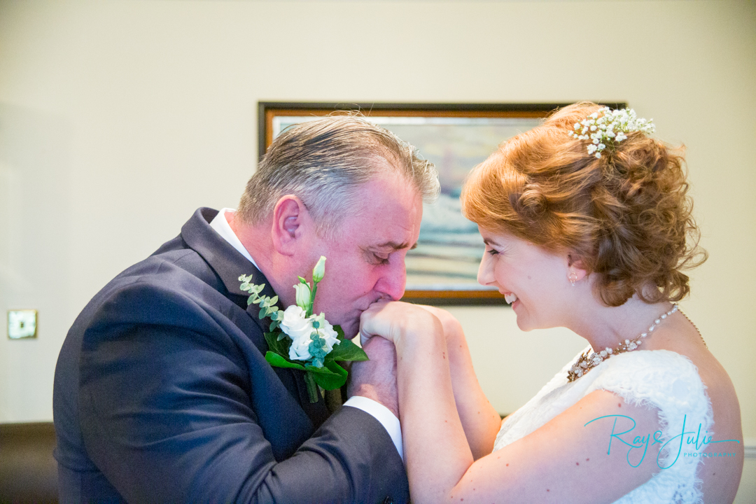 Bride and dad first look