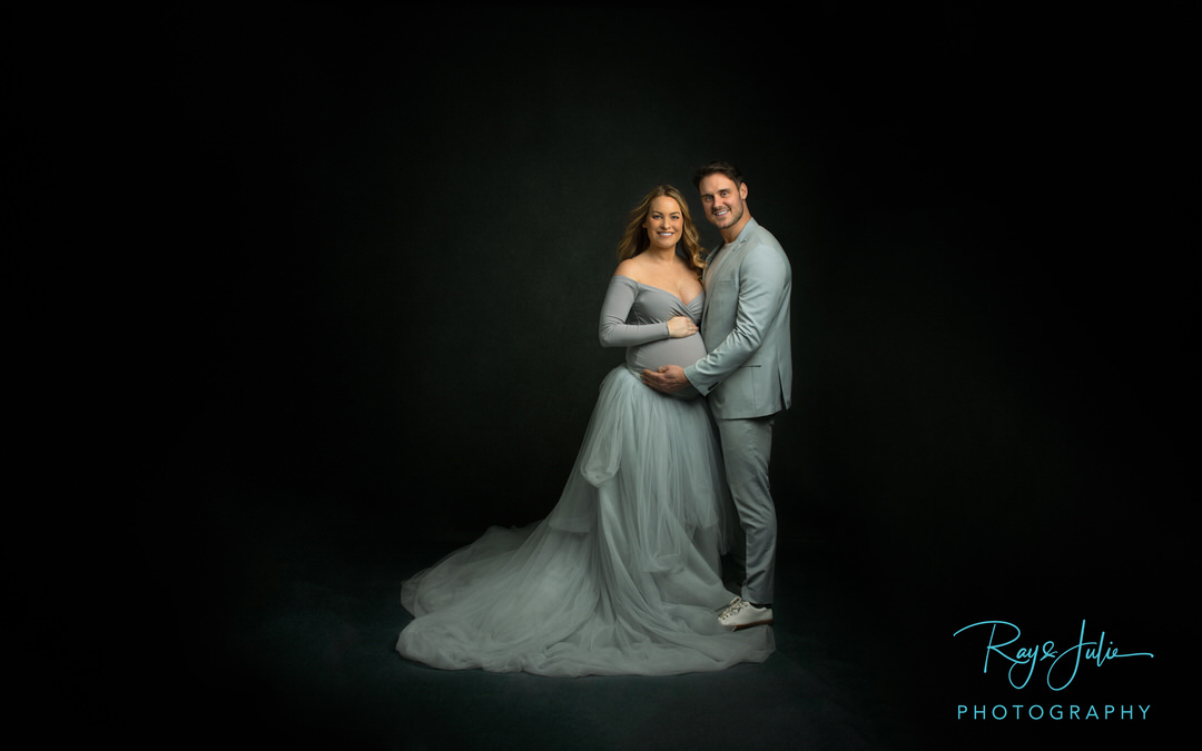 Photo shoot - Photograph - proud parents - Maternity Dress - Mum to be- pregnant - baby - bump - portrait - studio - fine art - photography - Yorkshire - Hull