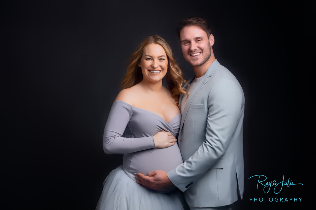 Photo shoot - Photograph - proud parents - Maternity Dress - Mum to be- pregnant - baby - bump - portrait - studio - photography - Yorkshire - Hull